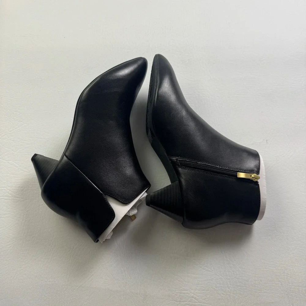 Rockport Milia V Bootie Black Leather Pointed Toe Ankle Boots CJ0834 Womens 9M